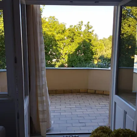 Painter's By Zoo And Congress Center Apartament